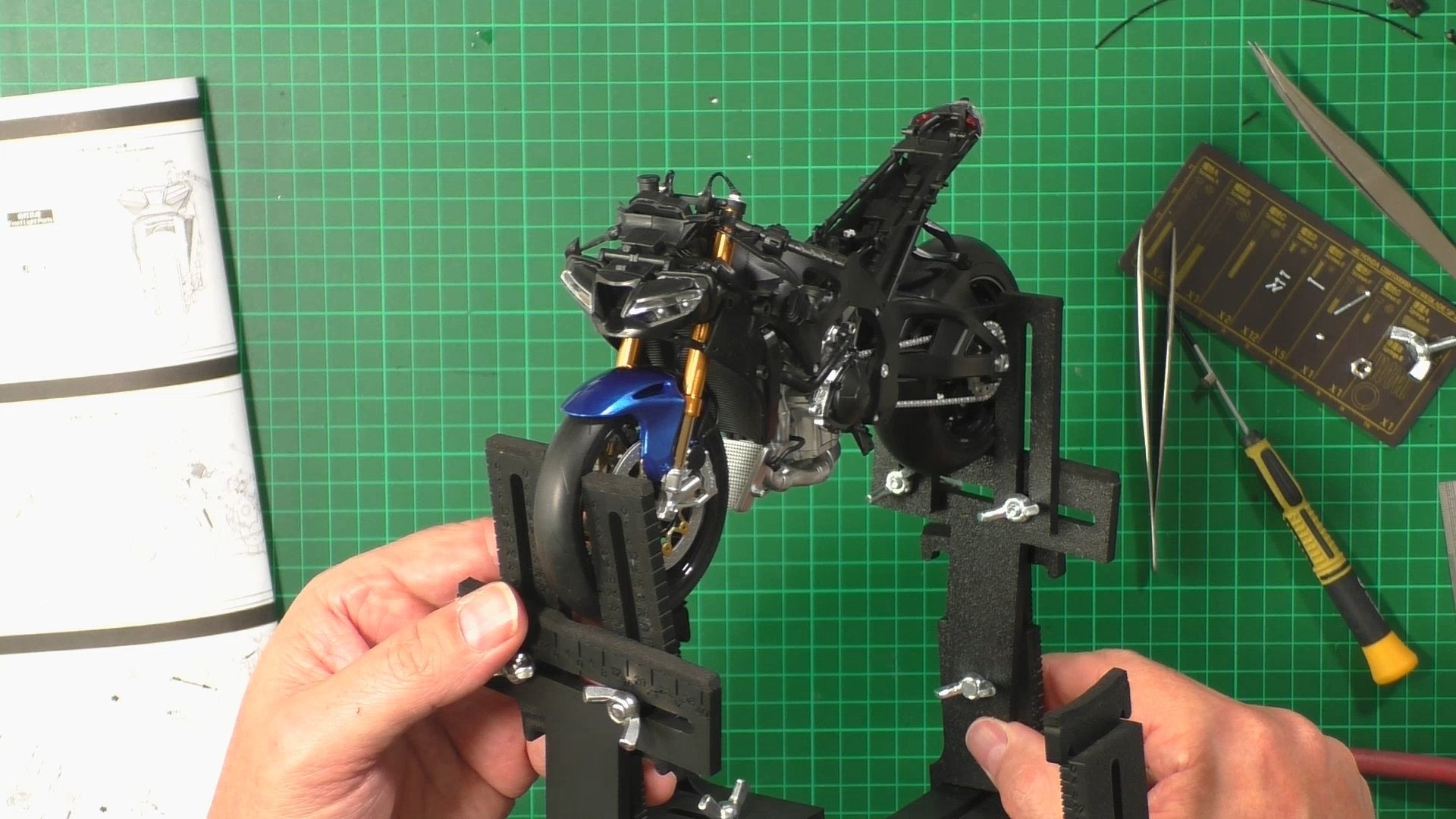 Magic Factory 1/9 CBR1000RR R Fireblade Part 4 — Flory Models